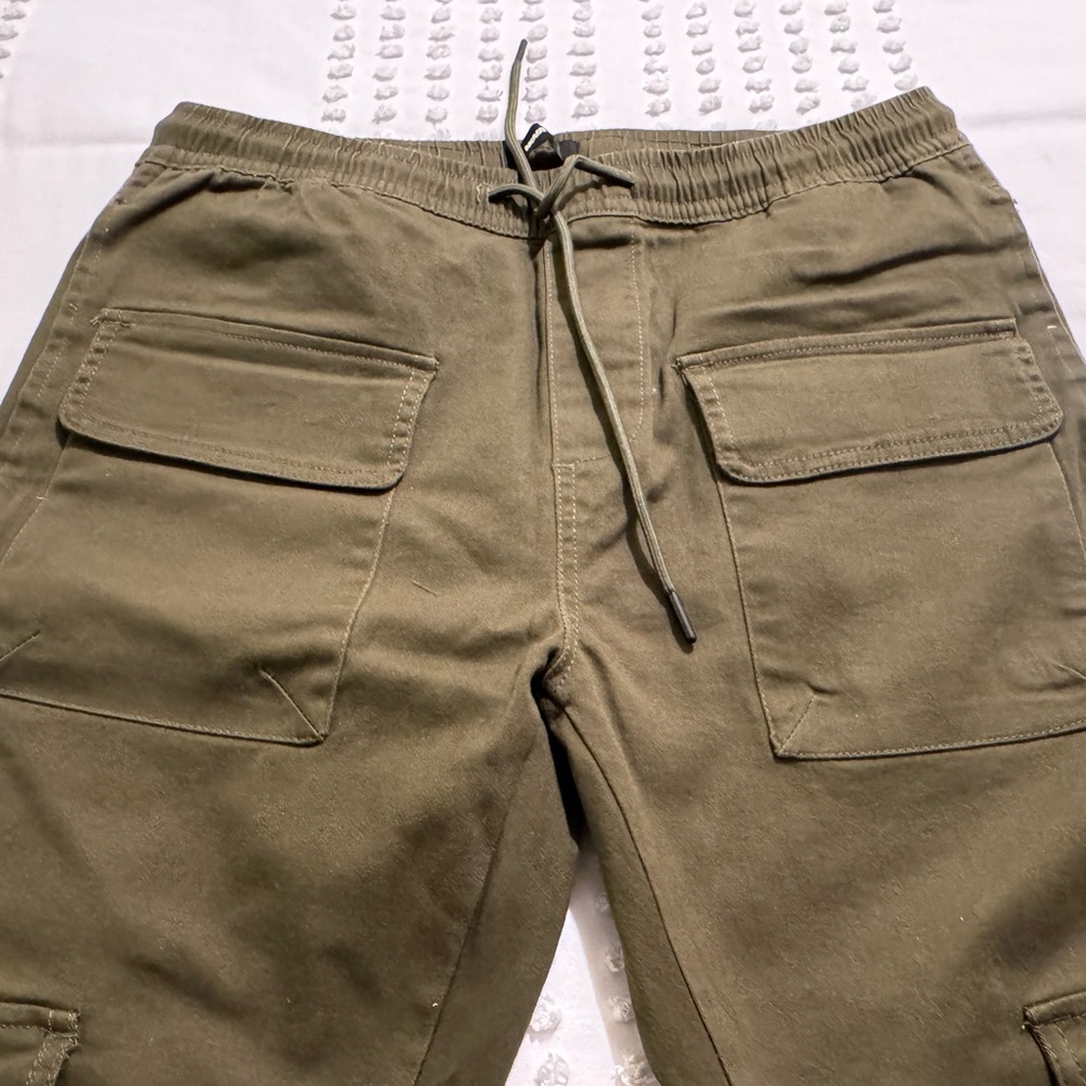 NOVA Men's Olive Green Cargo Pants